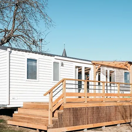 Pivoine - Camp La Belle Vie 营地 贝尔多夫