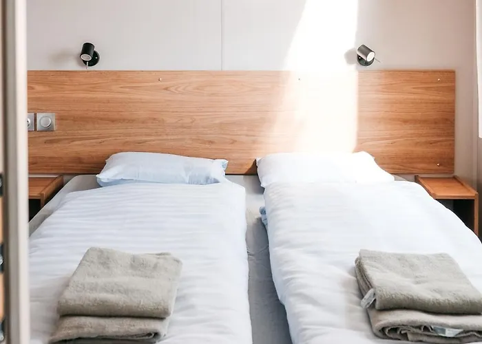 Camping Pivoine Belle-vue 2000